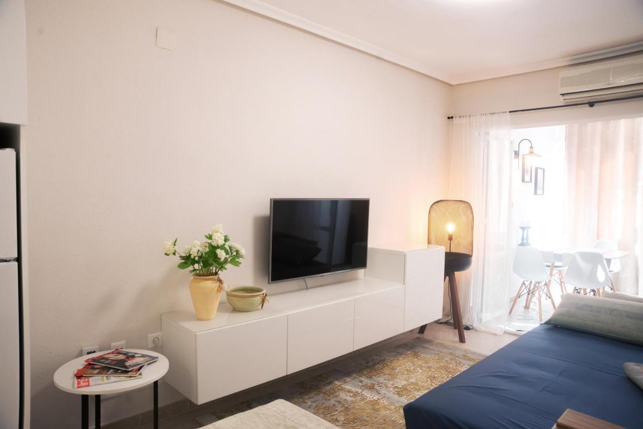 Holiday Studio Jardin Playa Torrevieja Ngoại thất bức ảnh