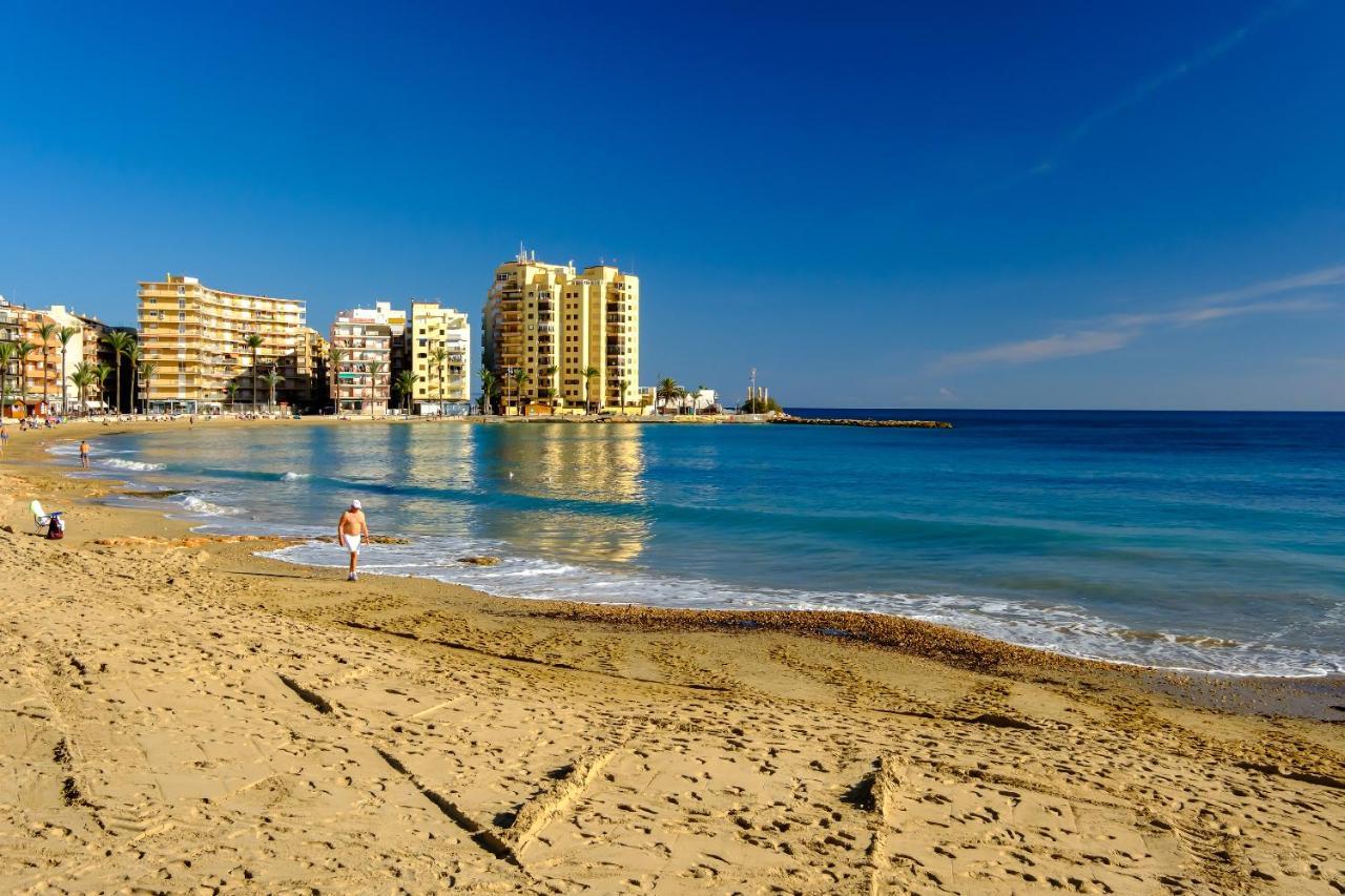 Holiday Studio Jardin Playa Torrevieja Ngoại thất bức ảnh