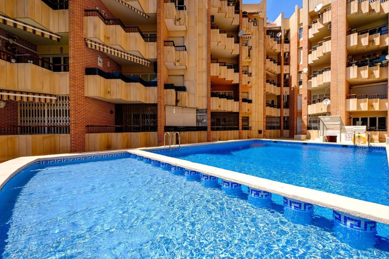 Holiday Studio Jardin Playa Torrevieja Ngoại thất bức ảnh